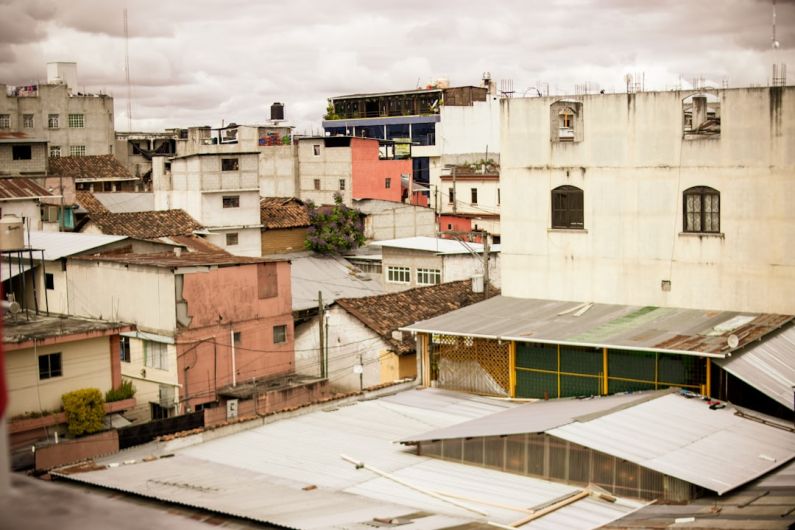 Chichicastenango - white and brown concrete building